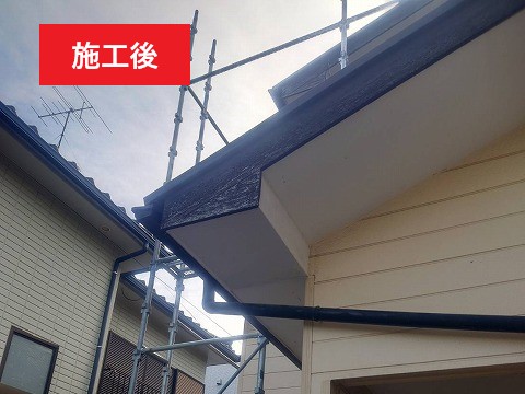 軒天の破損で工事を実施しました♪