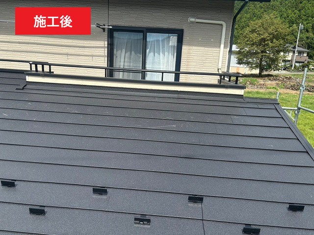 問題のあるパミール屋根を重ね葺き（金属屋根）で安心を手にしました♪