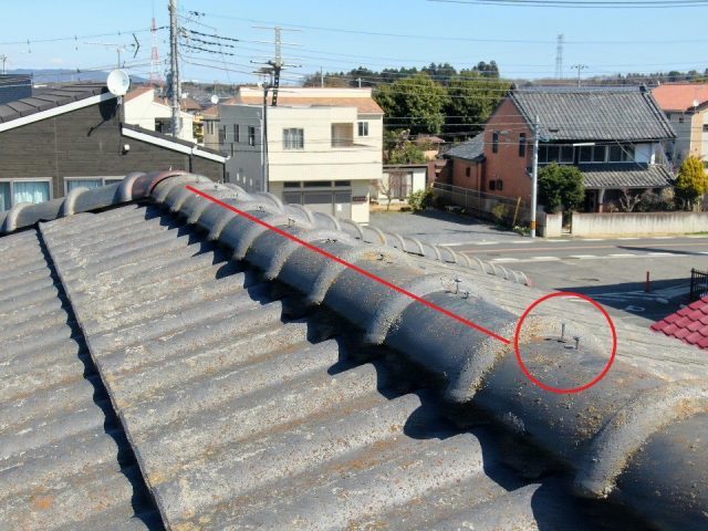 坂戸市で屋根の釘が浮いていると指摘を受け街の屋根やさん坂戸店に調査依頼を頂きました